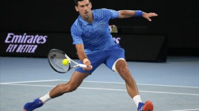 NOVAK JAČI I OD POVREDE I PROTIVNIKA: po 15. put u osminifinala