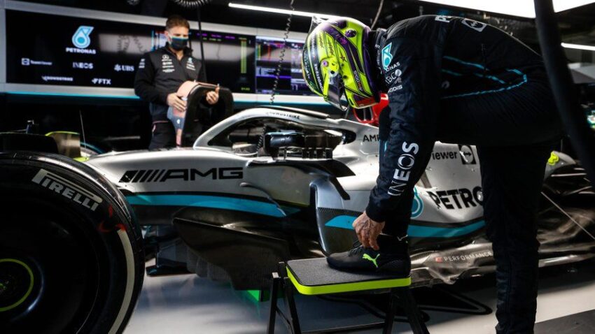 MERCEDES "W14": Bolid Formule 1 biće lansiran 15. februara!