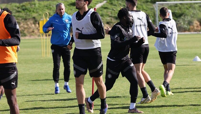 BAKIĆ PREDSTAVLJEN U GRČKOJ: Vrlo važan momenat u karijeri (VIDEO)