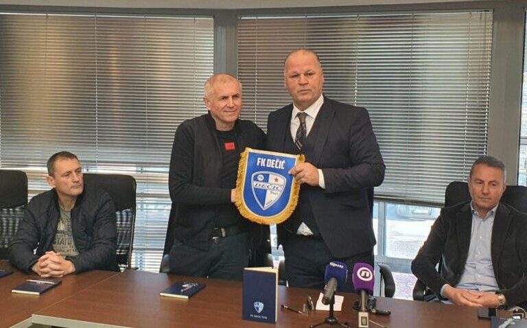 DEČIĆ PREDSTAVIO NOVOG TRENERA: Vladimir Gaćinović vodi Tuzane