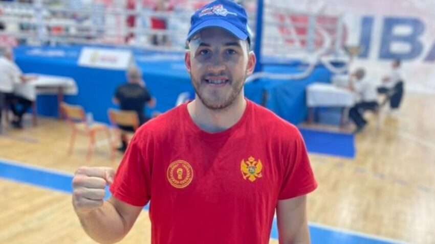 CRNOGORSKI BOKSER: Zbog povrede završio meč