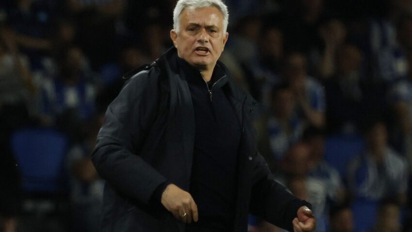 MURINJO PODNIO OSTAVKU: 'Specijalni' više nije dio UEFA-inog fudbalskog odbora