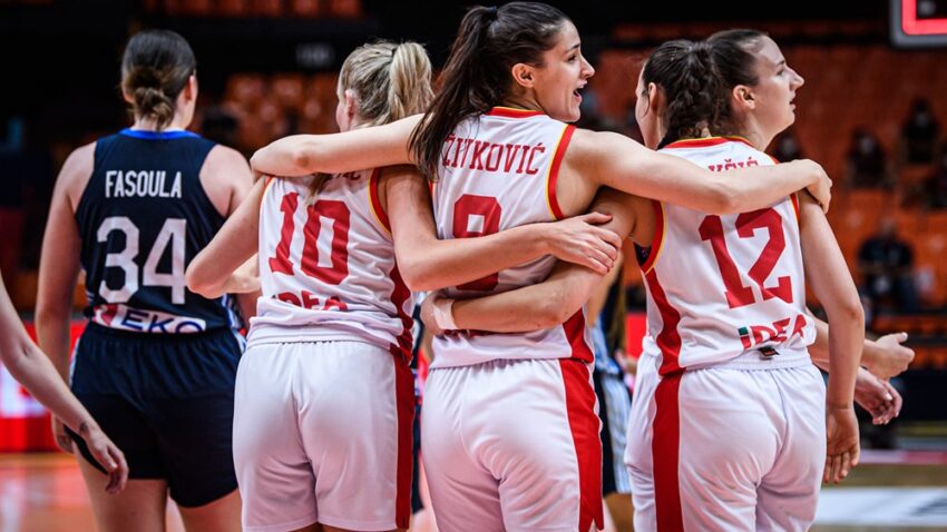 ODLIČAN START EVROBASKETA: Crna Gora slavila protiv Grčke i došla na korak od druge faze