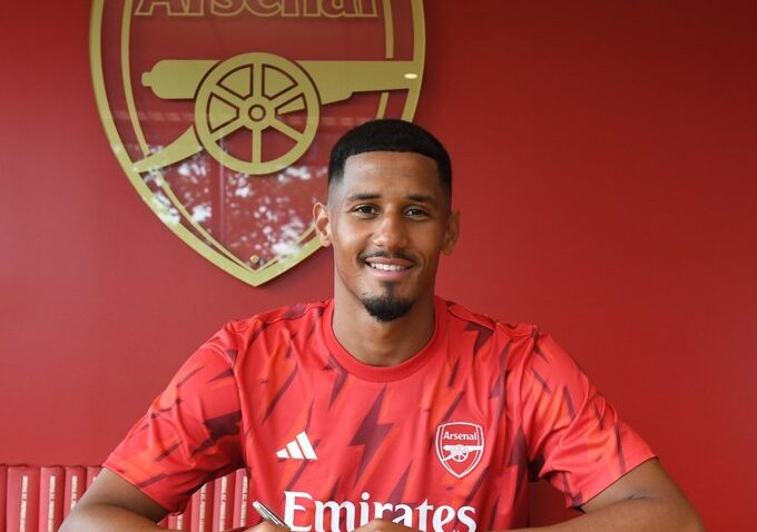 PRODUŽIO UGOVOR: Vilijam Saliba u Arsenalu do 2027. godine