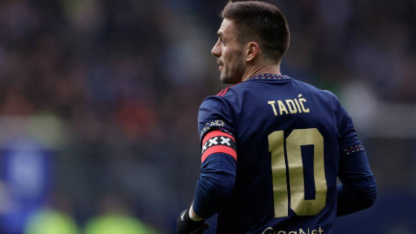BEŠIKTAŠ ŽELI KAPITENA AJAKSA: Tadić se seli u Istanbul?