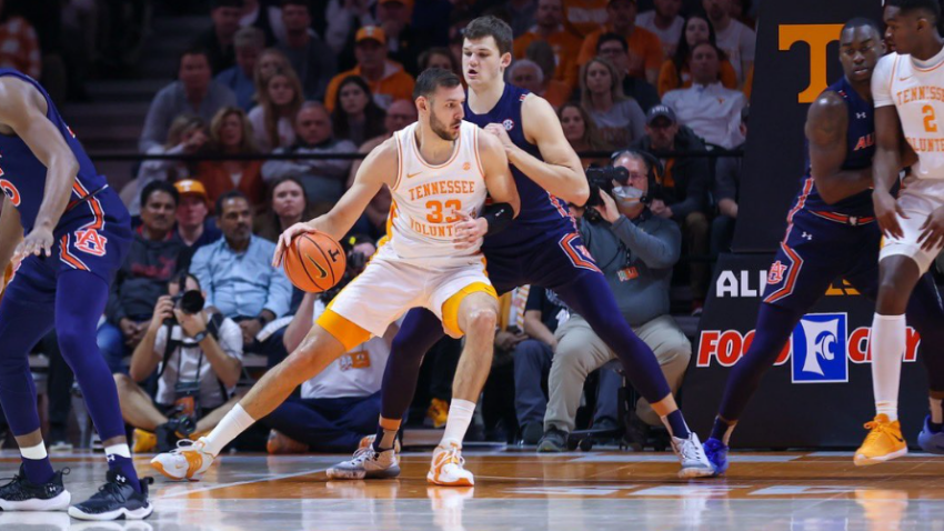 MEGA NASTAVLJA SA POJAČANJIMA: Stigao Uroš Plavšić