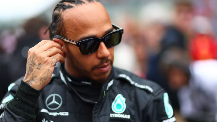 HAMILTON: Da sam u Perezovom bolidu Maksu ne bi bilo ovako lako