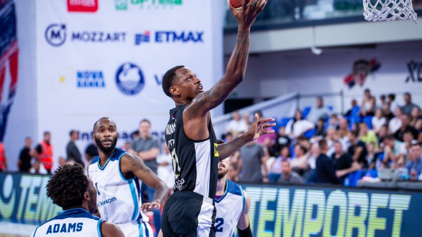 PRIJATELJSKI MEČ: Partizan bolji od Turk Telekoma