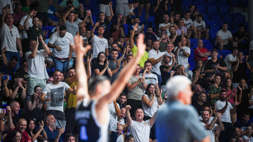 PARTIZAN U FINALU SUPERKUPA: Aleksa uživao u ovacijama!