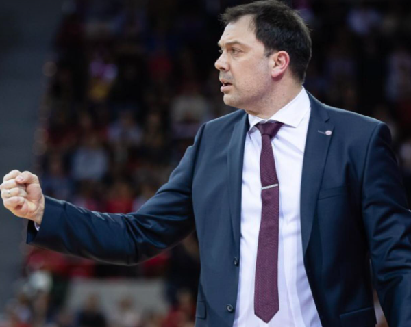 NENAD ČANAK OSTAO BEZ POSLA: Turk Telekom uručio otkaz srpskom stručnjaku