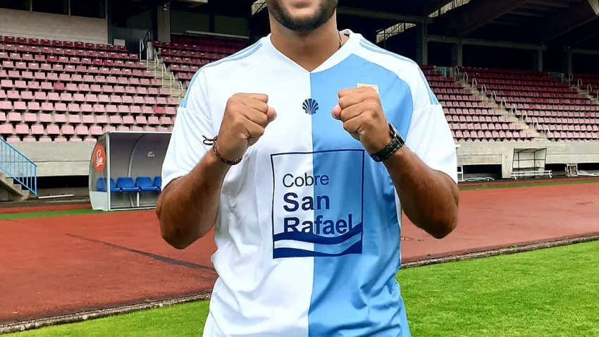 BRUTALAN GOL FUDBALERA KOMPOSTELE: Sjajno se igrao sa loptom (VIDEO)