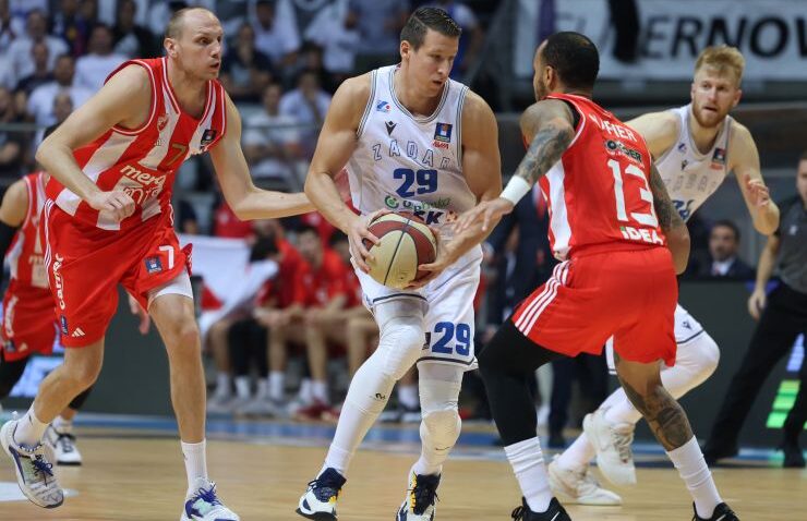 ABA LIGA: Crvena zvezda Meridianbet slavila u dvorani "Krešimir Ćosić"