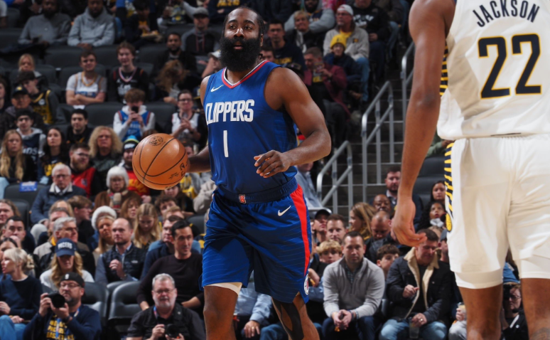 KLIPERSI BROJALI DO 151 U INDIJANAPOLISU: Pejsersi bez odbrane protiv Hardena