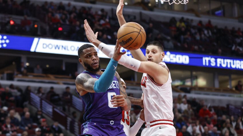 ČIKAGO U DOBROM RITMU: Vučević dabl-dabl učinkom srušio Šarlot (VIDEO)