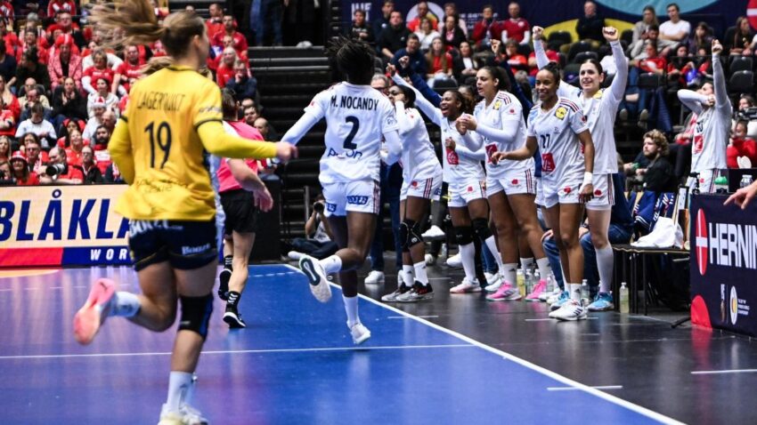 SUROVA DOMINACIJA OLIMPIJSKIH ŠAMPIONKI: Rukometašice Francuske razbile Švedsku za finale Svjetskog prvenstva