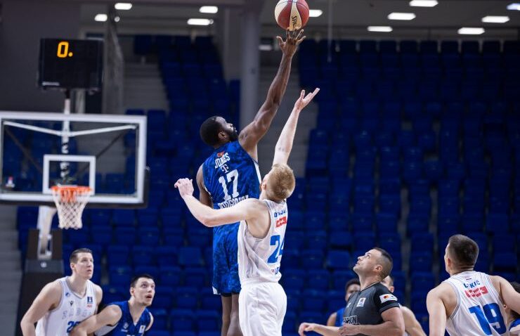 Božić zaključan u "Morači" - Nova stotka Budućnosti protiv Zadra!