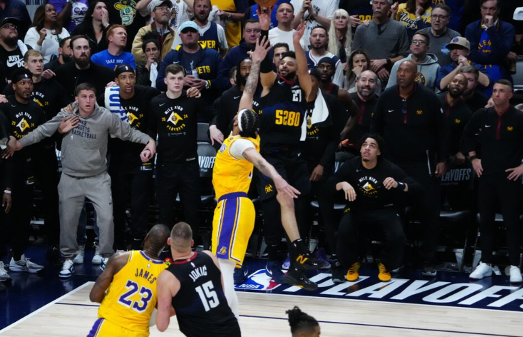 Nikola Jokić zabilježio tripl-dabl, Džamal Marej sa zvukom sirene ugasio 'jezeraše'