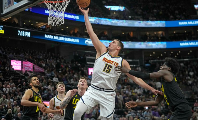 Nikola Jokić igrač nedjelje na Zapadu, Džejlen Branson na Istoku