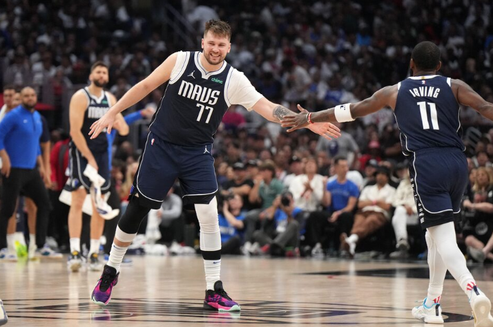 Dalas ponovo slavio u 'gradu anđela', dabl-dabl Luke Dončića