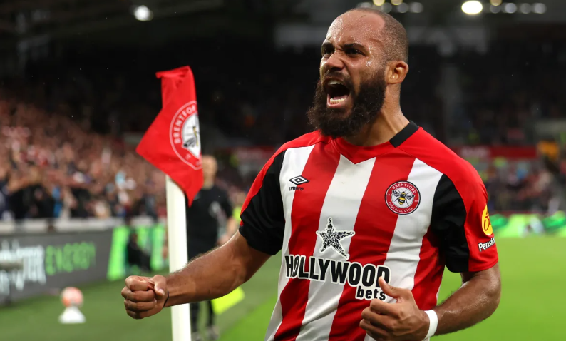 Brajan Embeumo se seli na Enfild?