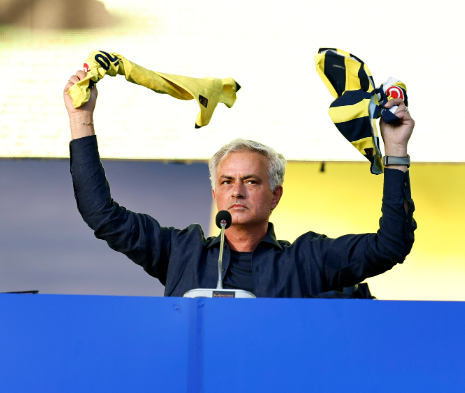 Žoze Murinjo osjetio čari Istanbula (VIDEO)