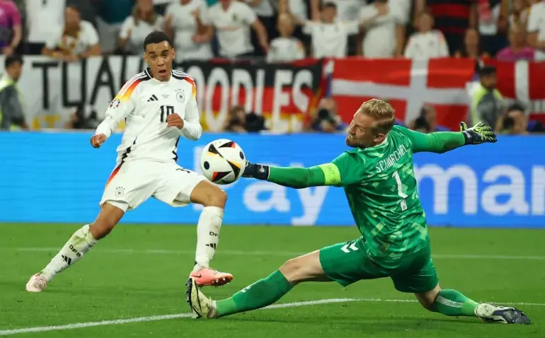 Džamal Musijala se zahvalio navijačima