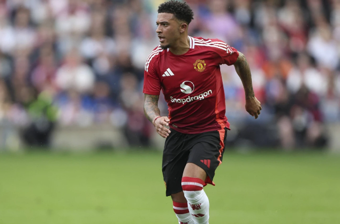 Džejdon Sančo blizu Pariza