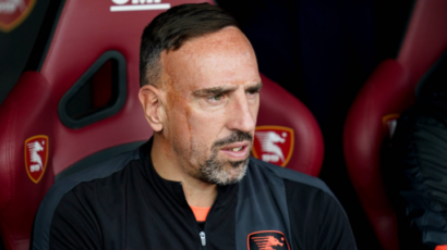 Frenk Riberi blizu trenerskih voda