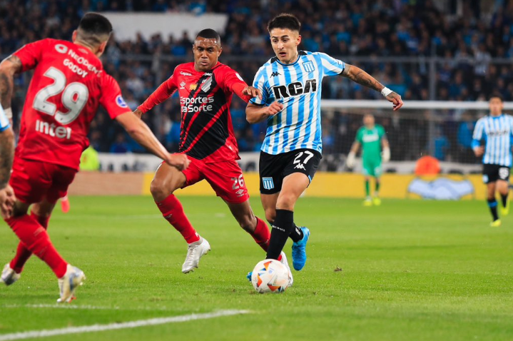 Rasing uništio Atletiko Paranense za polufinale Kopa Sudamerikane