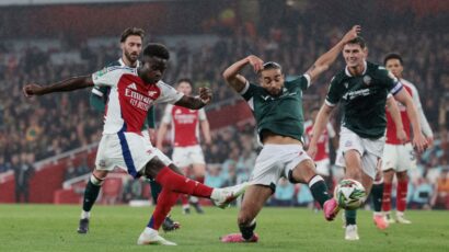 Arsenal “petardom” do osmine finala Liga kupa