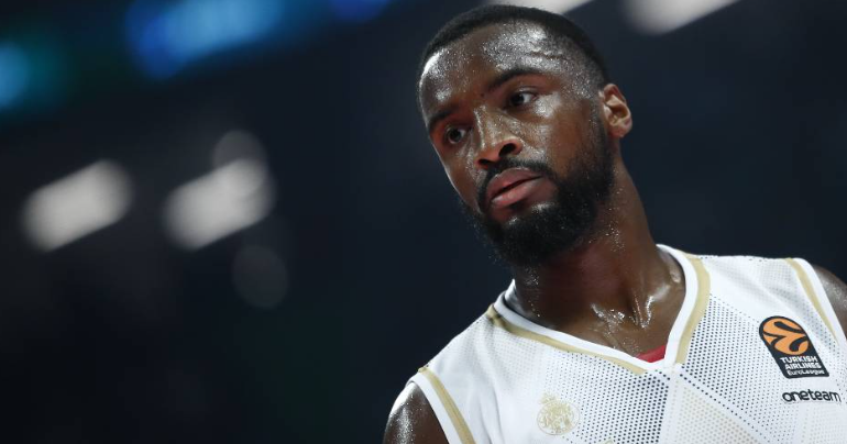 Alfa Dialo van parketa do kraja godine