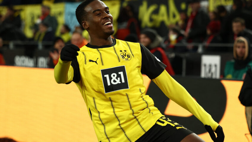 Englez se vratio u Englesku: Čelsi doveo Gitensa iz Borusije