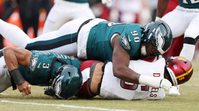 Filadelfija Iglsi posramili Komanderse (VIDEO)