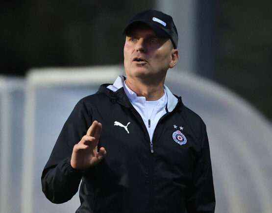 Blagojević pred derbi: Zvezda favorit, ali samo na papiru