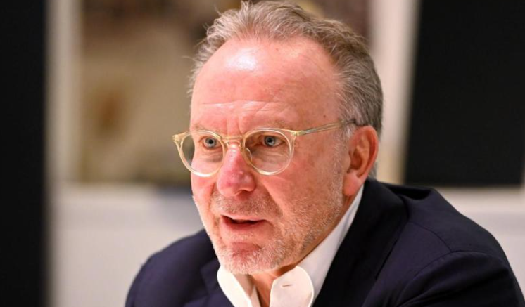 Karl Hajnc Rumenige: Prestanite da kukate, zarađujete ludački novac