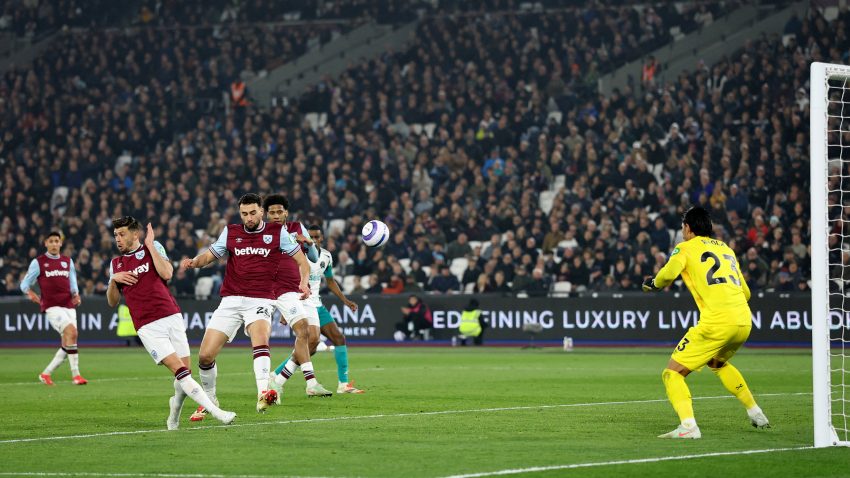 Njukasl nastavlja borbu za Ligu šampiona