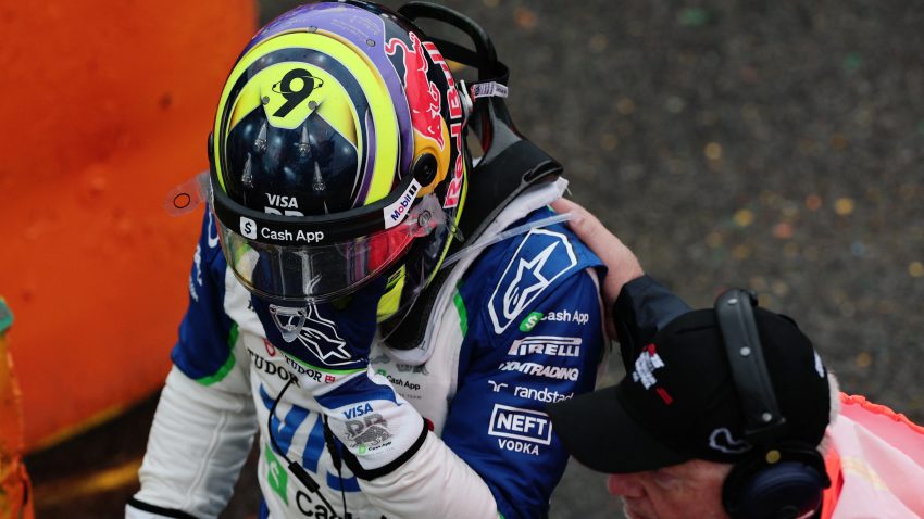 Nema kraja Helmutovim ispadima, ovog puta meta je Hađar