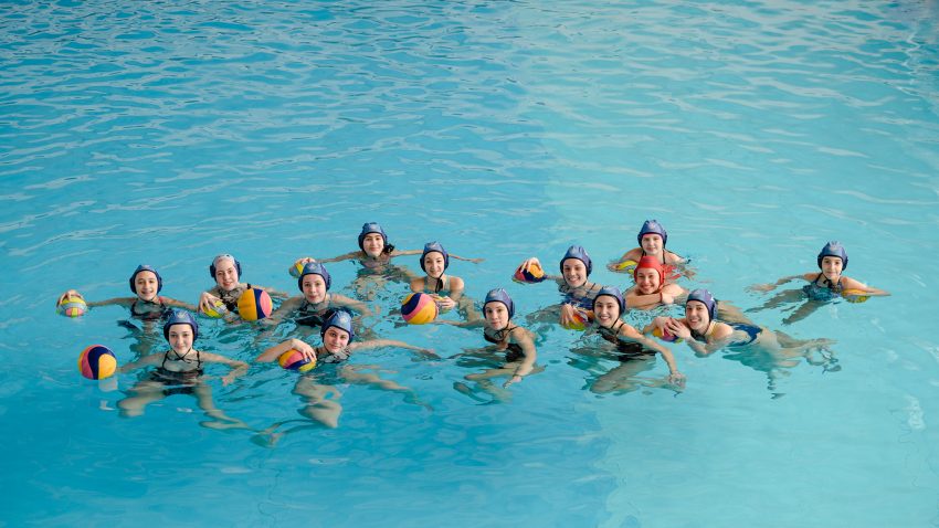 Herojine u vodi: Budućnost piše novu stranicu ženskog vaterpola! (FOTO)