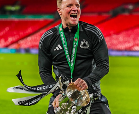 Edi Hau brani čast engleskih trenera