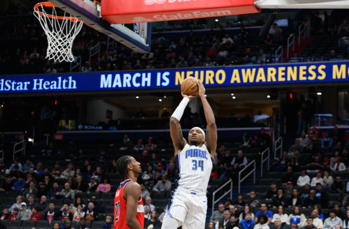 Orlando raspucan u glavnom gradu, VanVlit 'ohladio' Majami