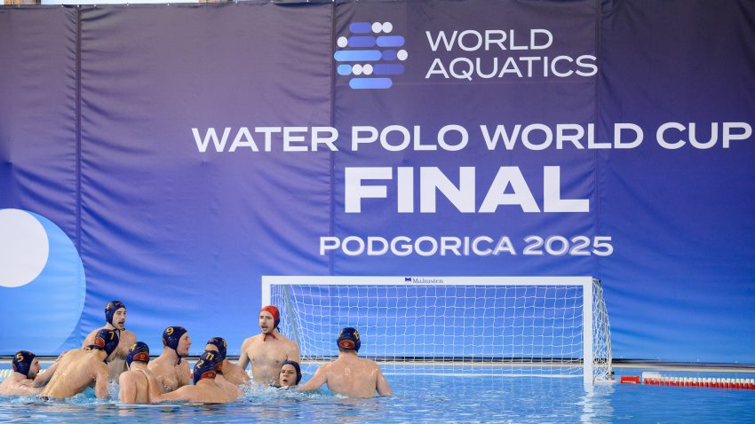 Vlada najavila rekonstrukciju otvorenog bazena