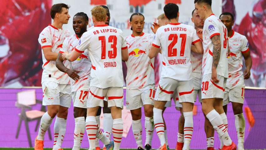 Ćavi Simons vodi Lajpcig ka Ligi šampiona