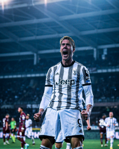 Vlahović ispred Osimena