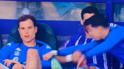 Fudbaleri Valjadolida u klinču na klupi (VIDEO)