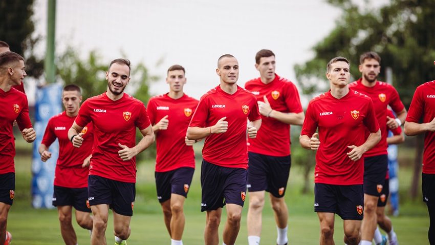 Omladinci stigli u Bukurešt (FOTO)