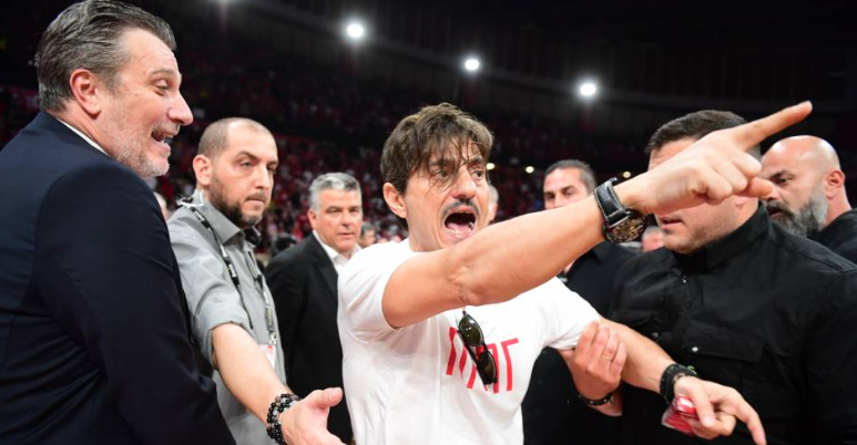 Dimitris Janakopulos suspednovan na 10 mjeseci