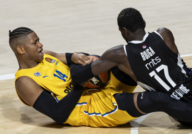 Rivero mijenja Dejvisa?