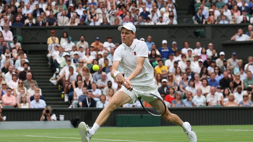 Sinerova lekcija Martinezu za osminu finala Vimbldona