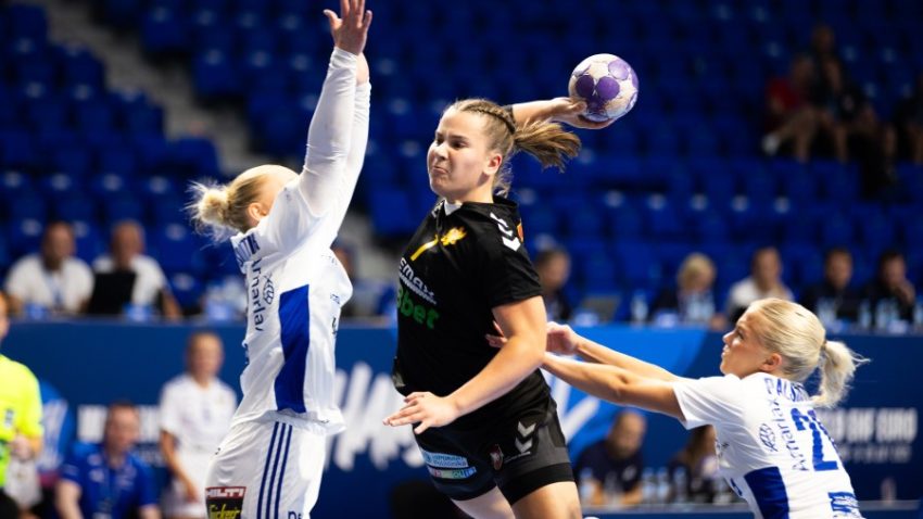 Crna Gora bolja od Islanda - obezbijeđena glavna runda i plasman na Svjetsko prventsvo