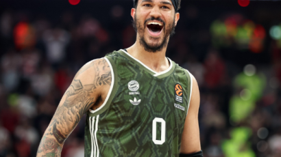 Nik Vajler-Beb predstavljen u Efesu